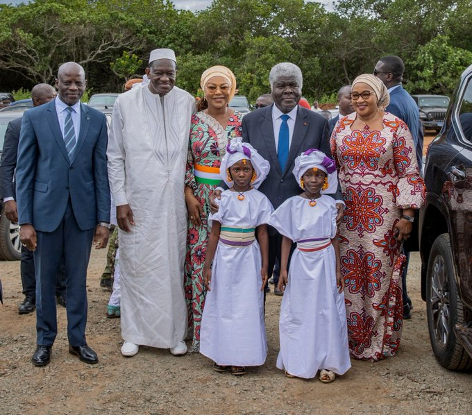 Université d’Odienné : le Premier Ministre Beugré Mambé pose la première pierre