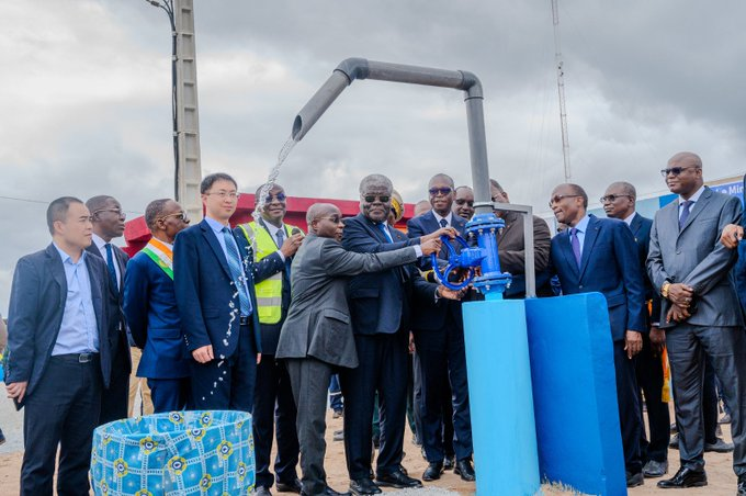 Eau potable pour tous : le gouvernement engagé à satisfaire les besoins de toutes les villes à l'horizon 2030