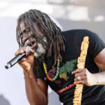 Tiken Jah Fakoly : « Je Ne Chante Pas pour Plaire, mais pour Éveiller les Consciences »