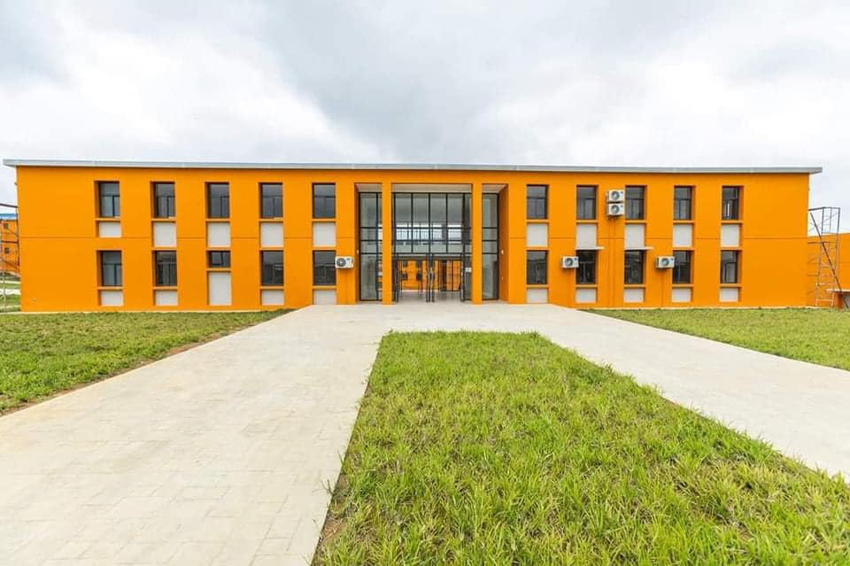 Visite du Chantier du Lycée Professionnel d'Ebimpé : Un Nouveau Pôle de Formation pour la Jeunesse d'Anyama