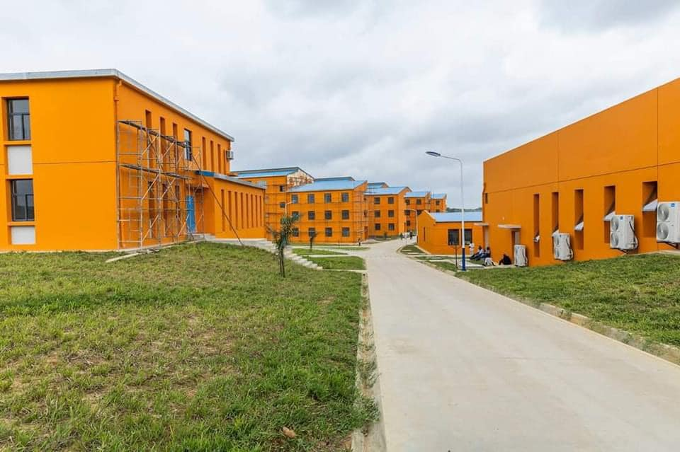 Visite du Chantier du Lycée Professionnel d'Ebimpé : Un Nouveau Pôle de Formation pour la Jeunesse d'Anyama