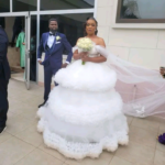 Emmanuel Eboué, ex-footballeur ivoirien, célèbre son mariage civil avec Stéphanie Boede