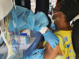  Les autorités sanitaires rwandaises donnent le coup d’envoi de la vaccination contre le mpox.