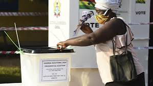  Le Ghana a validé treize candidats en vue du scrutin présidentiel prévu pour le 7 décembre.