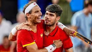  Carlos Alcaraz enthousiaste à l’idée de jouer avec Rafael Nadal lors de la finale de la Coupe Davis