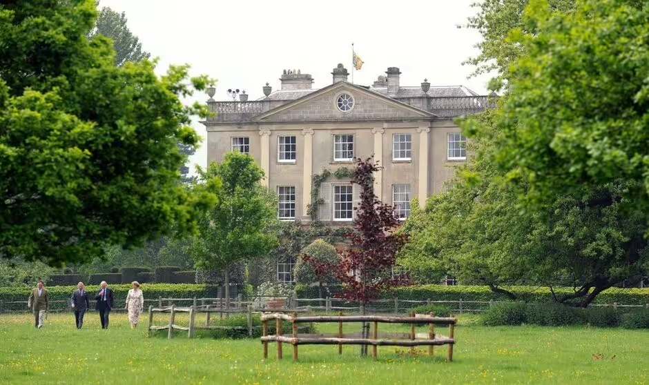 Top 10 des résidences royales britanniques classées - et Buckingham Palace n'est pas en tête