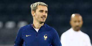  Antoine Griezmann annonce sa retraite internationale