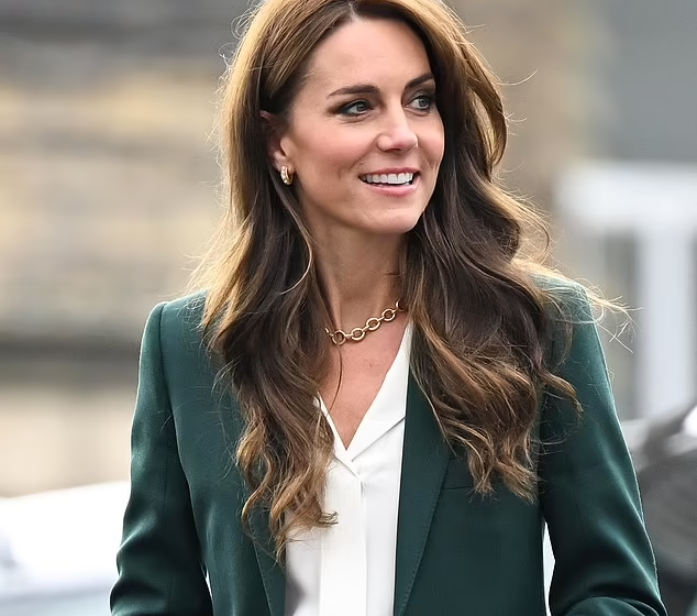  Kate Middleton et sa Collection de Bijoux Éthiques en Pleine Expansion : Mais Qui a Ouvert la Voie ?