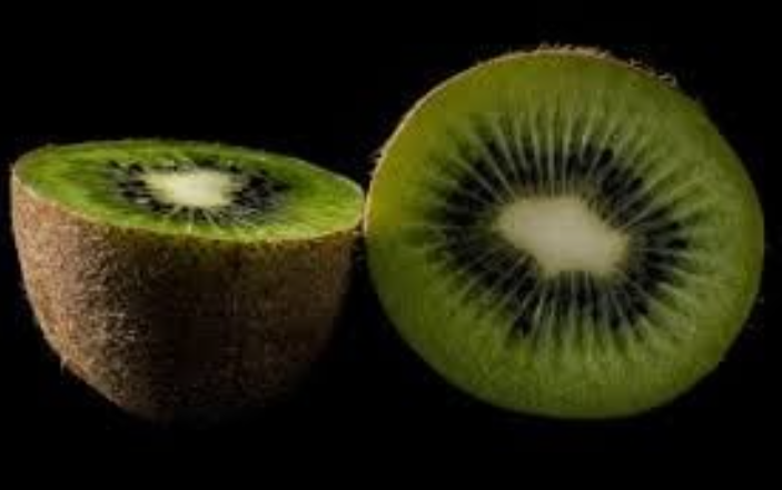  La peau du kiwi : un super-aliment aux bienfaits négligés ?