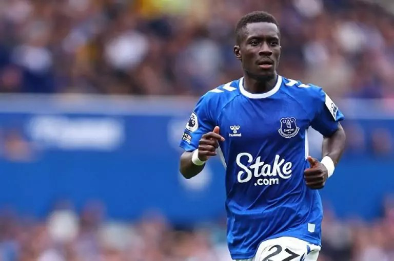  Sénégal : Idrissa Gueye en deuil après la perte de son père