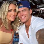 Kristin Cavallari s'exprime sur sa rupture avec Mark Estes dans son podcast