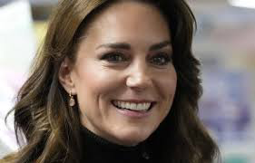  Kate Middleton fait sa première apparition publique après sa chimiothérapie