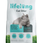 Marque Amazon - Lifelong Litière pour chats, agglomérante bentonite, parfum talc pour bébé, 10L