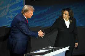  Donald Trump Intensifie ses Attaques contre Kamala Harris