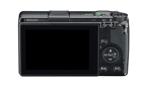 RICOH GR III : Un Appareil Photo Compact Premium pour la Photographie Spontanée