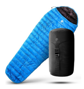 Sac de Couchage Léger pour Randonnée en Montagne : Notre Sélection du Top 5 en 2025 !