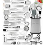 Les Meilleurs Ustensiles de Cuisine : Guide Complet pour Équiper Votre Cuisine