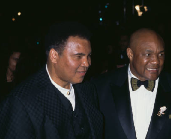 La boxe en deuil : George Foreman, icône et champion, décède à 76 ans