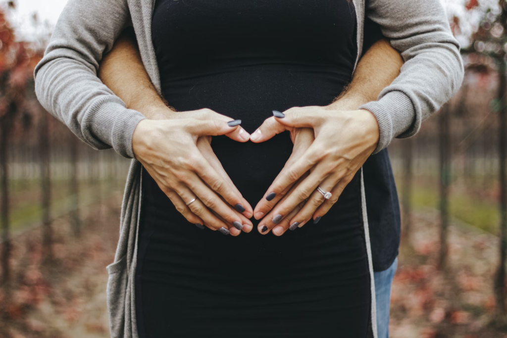 Comment optimiser la conservation du sperme pour tomber enceinte rapidement : conseils et astuces