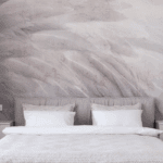 Papier peint salon salle à manger : les tendances 2025