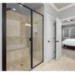 Quelle porte de douche 80 cm choisir en 2025 ? Notre guide complet pour une salle de bain stylée et fonctionnelle