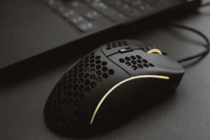 Top 10 Meilleures Souris Gaming Pas Chères et Performantes