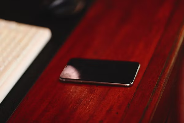 Test Pixel, iPhone, Galaxy : Lequel Choisir en Promo ?