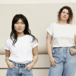 Pantalon femme tendance 2025 : coupes, styles,looks à adopter cette année